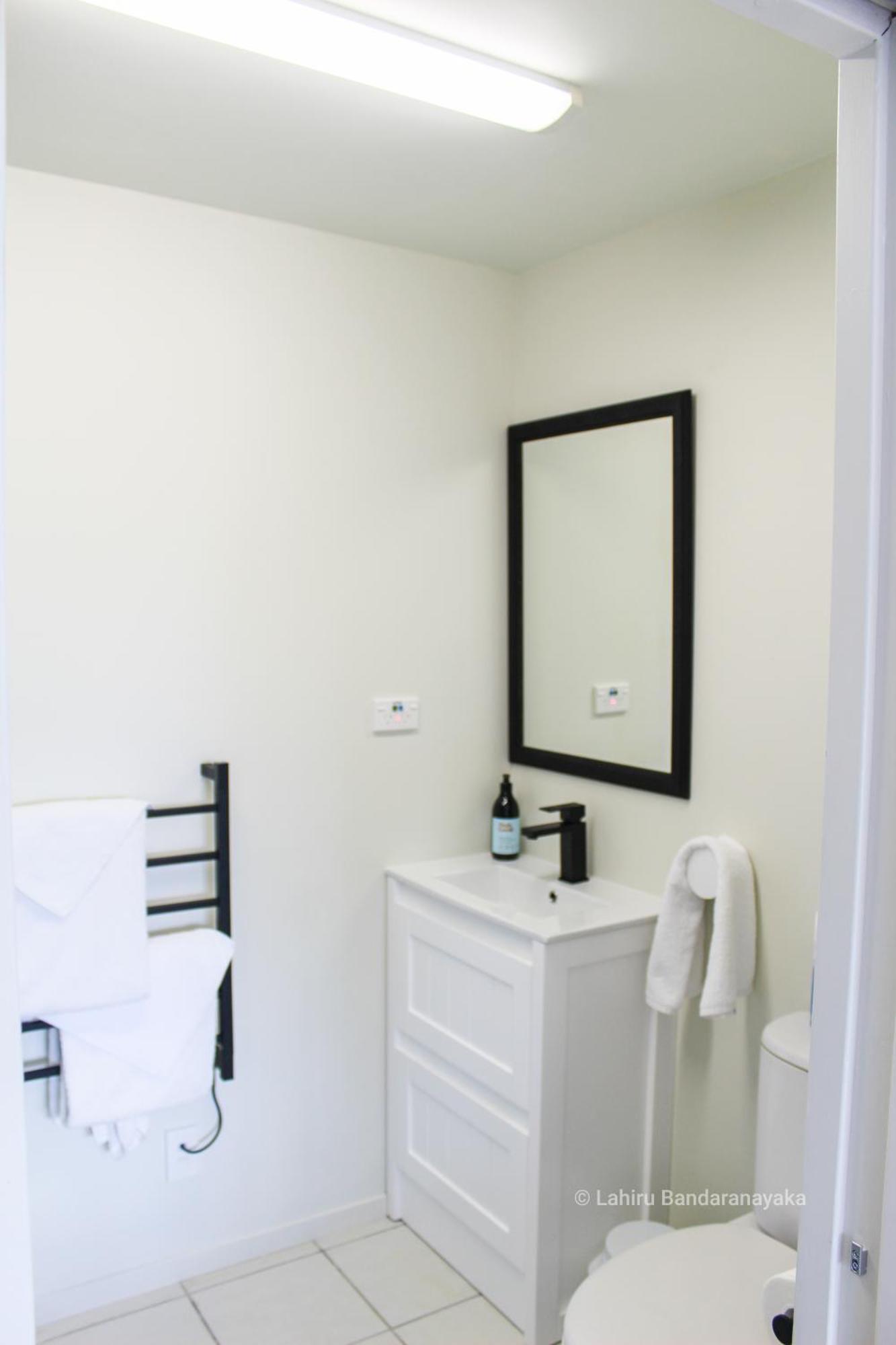Le Chalet Waiheke Apartments Ostend Стая снимка