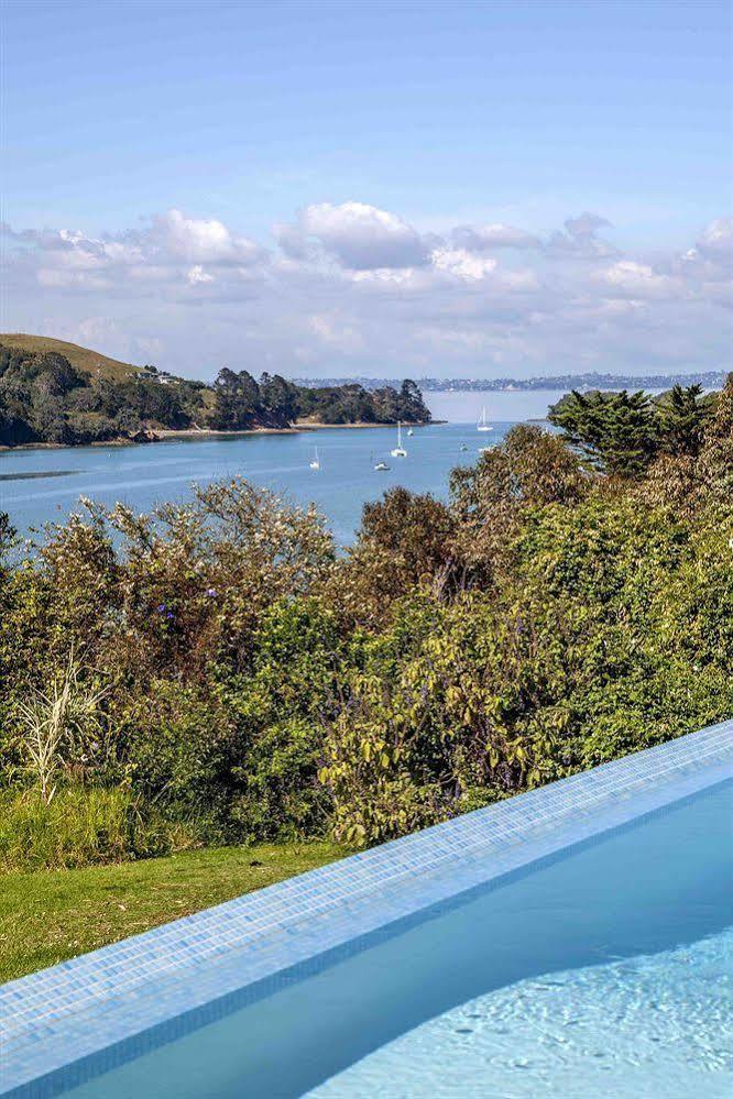 Le Chalet Waiheke Apartments Ostend Екстериор снимка